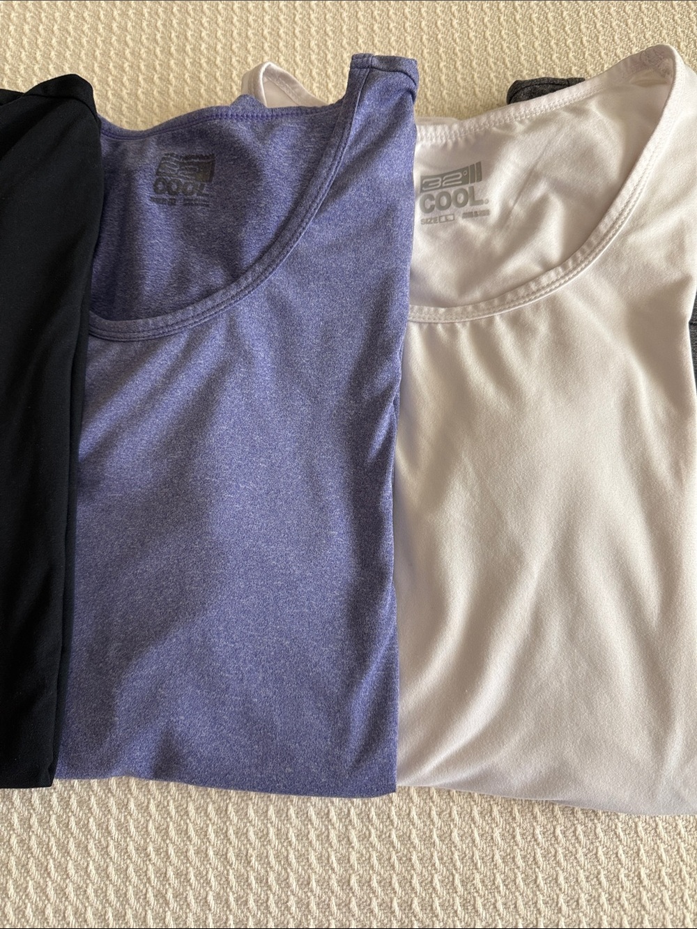 32 Degree Women’s Short Sleeve Tees - Black, Blue, White, Charcoal - Picture 3 of 4